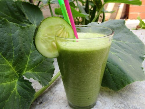 Fruity Green Smoothie – Healing with no sugar or dairy